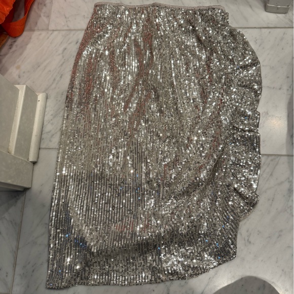 Endless rose sequin skirt - Picture 1 of 2